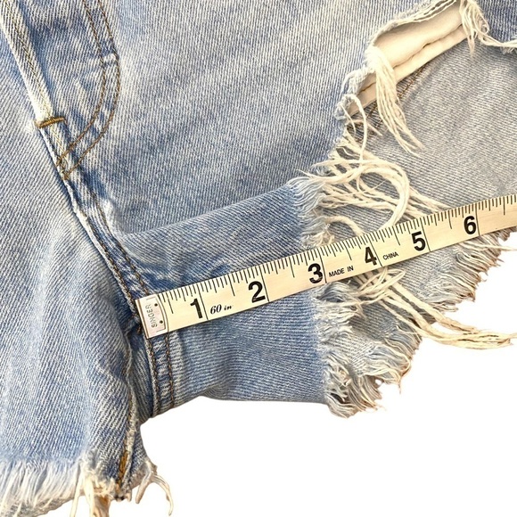 LEVI'S 501 High Rise Cut Off Jean Shorts - Picture 13 of 13